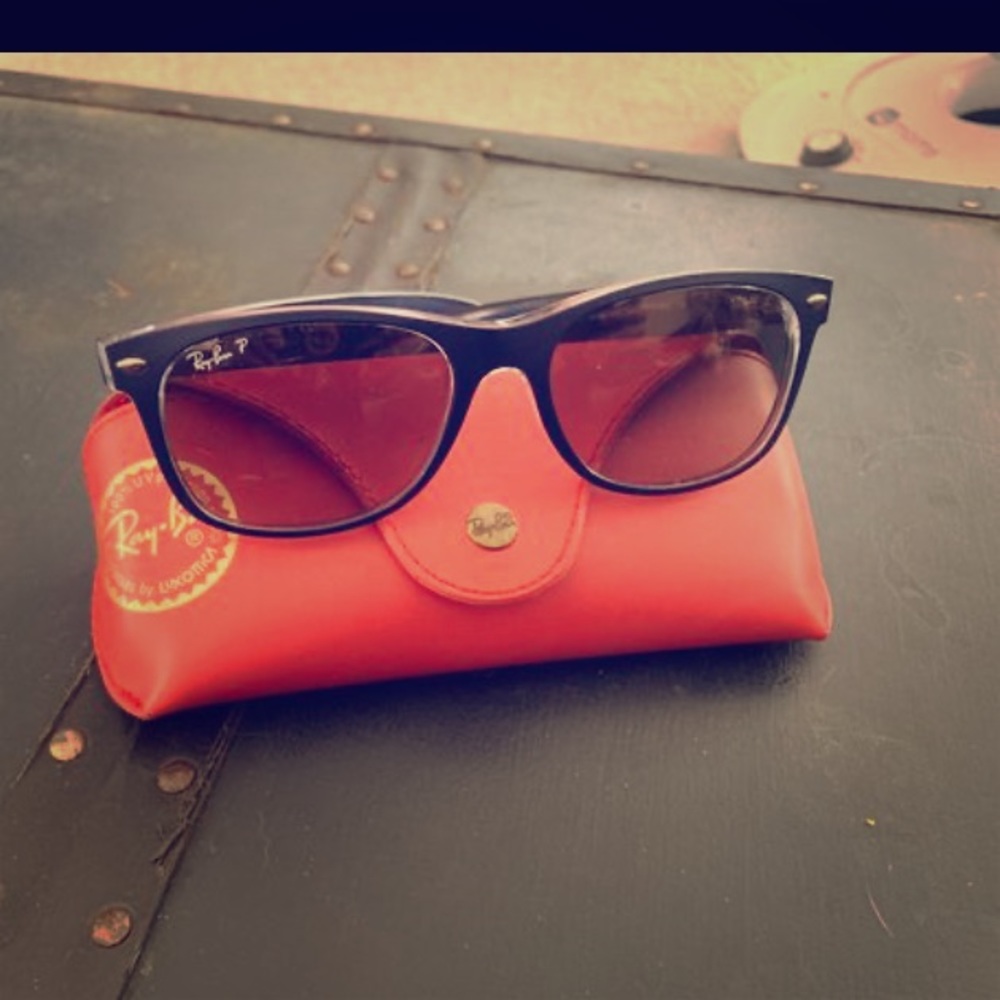 Like new Ray Ban New Wayfarer